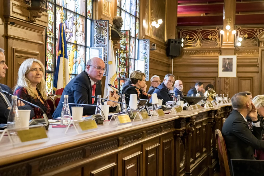 Levallois CONSEIL MUNICIPAL 024